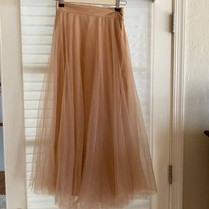 NWOT.. Hello molly tulle-skirt